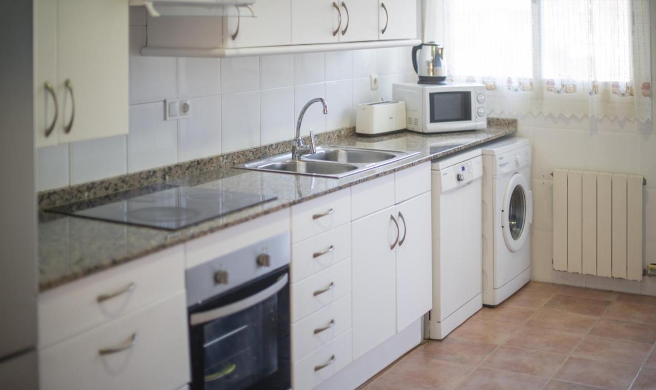 R142 Manila Calafell
