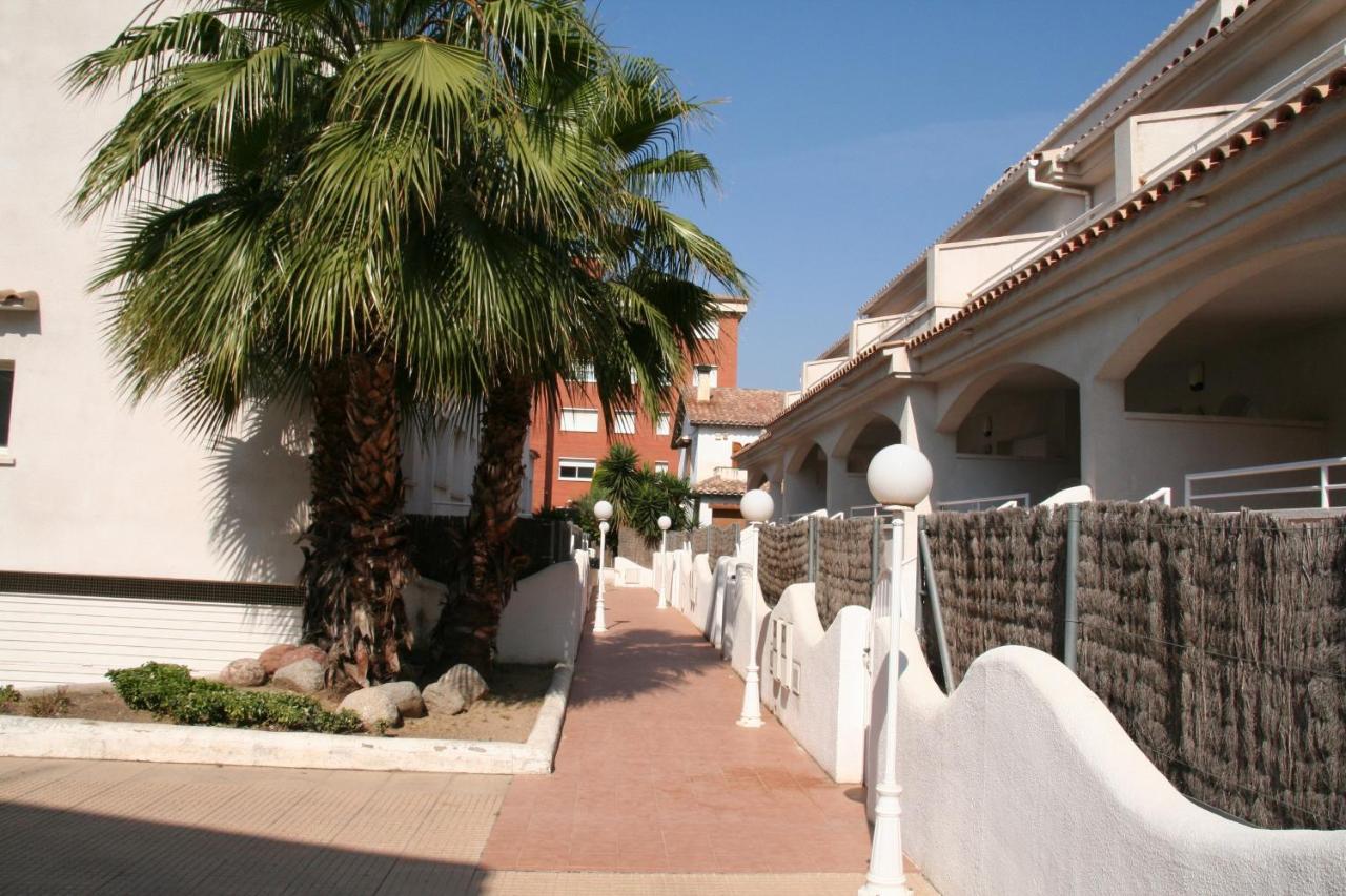 R142 Manila Calafell